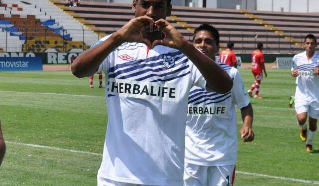 En su paso por San Martín, Yves Roach solo jugó por las reservas de San Martín. Foto: Facebook Patrick Roach   