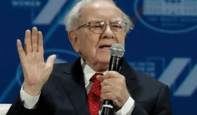 Warren Buffett es uno de los filántropos que más dinero aportan. Foto: AFP   