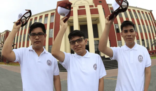  Los 'cachimbos' hacen referentes a los jóvenes que son novatos en lo que respecta a su carrera universitaria. Foto: Andina   