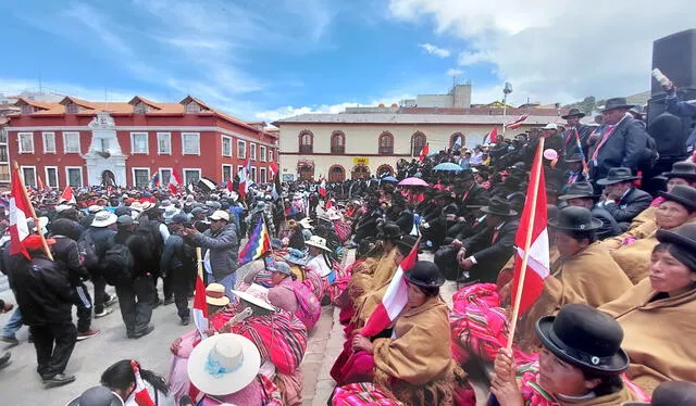  Movilización en Puno. Foto: Liubomir Fernández/URPI-LR   