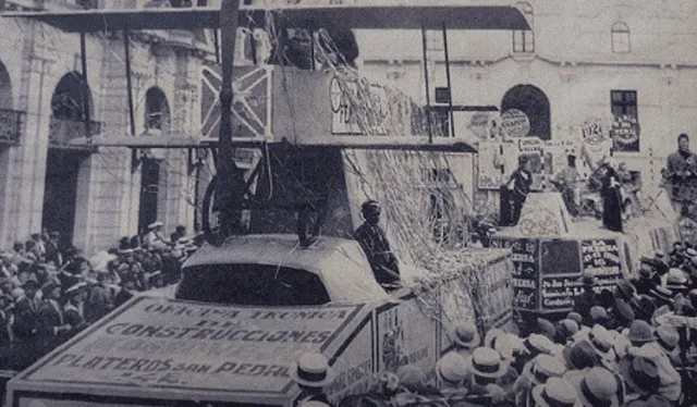  Los corsos alegóricos que pasaban por el Jirón de la Unión, plaza San Martín y Paseo Colón. Foto: Lima Antigua   