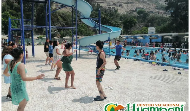  Huampaní cuenta con una piscina muy amplia con un área para niños y otra para adultos. Foto: Huampaní/Facebook    