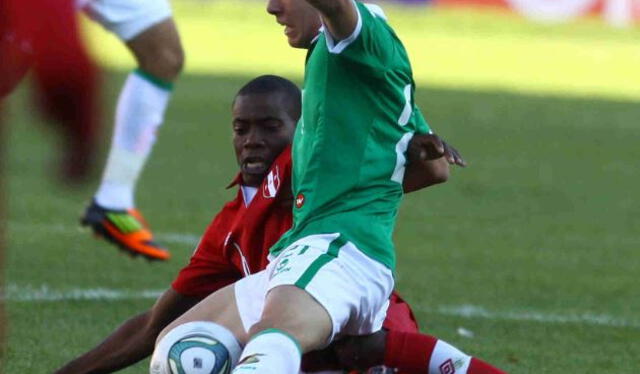 Farfán jugó su único duelo oficial con Perú ante Bolivia en La Paz. Foto: GLR   