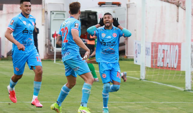 Joao Rojas jugó en la selección de Ecuador. Foto: Garcilaso   