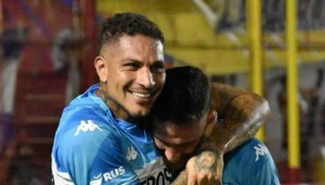 Paolo Guerrero fue titular por primera vez con Racing. <strong>Foto: Twitter</strong>   