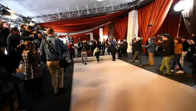  Hollywood desfilará por una alfombra color champán para entrar a los Oscar. Foto: AFP   