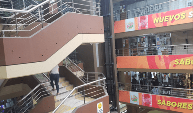 El primer piso del centro comercial de Arenales se inauguró en 1979. Foto: Otaku press   