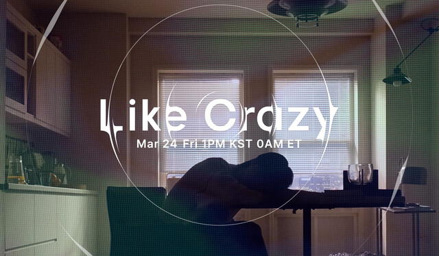 Jimin y el póster de su canción "Like crazy". Foto: BIGHIT MUSIC   