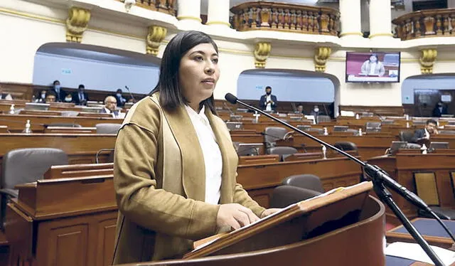 Betssy Chávez asumió el cargo de primera ministra entre el 25 de noviembre y el 7 de diciembre de 2022. Foto: Congreso   