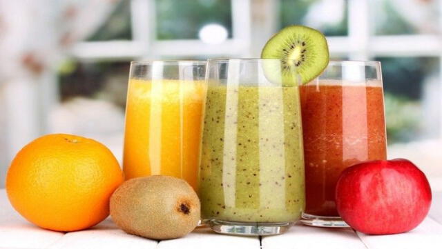 Los extractos de frutas nos ayudarán a mantenernos hidratados. Foto: Shutterstock 