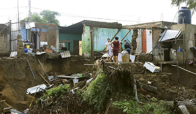Derrumbe. En Olmos, Motupe y Jayanca también hubo casas colapsadas. Foto: Clinton Medina/La República   