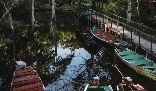  Los turistas pueden recorrer la reserva ecológica Santa Elena en canoas. Foto: Richard Ramos / cortesía para LR   