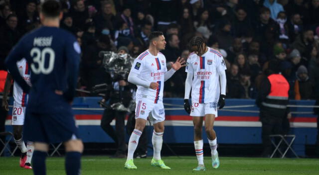  Lyon derrotó 1-0 al PSG por la fecha 29 de la Ligue 1. Foto: difusión   