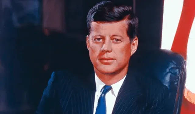  John Fitzgerald Kennedy, conocido como John F. Kennedy, fue un político y diplomático estadounidense que se desempeñó como el trigésimo quinto presidente de los Estados Unidos. Foto: Ecyclopedia Britannica    