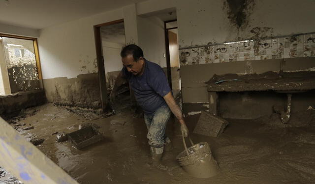  Afectados deben acercarse a las municipalidades de su lugar de residencia para el empadronamiento. Foto: Gerardo Marín/La República   