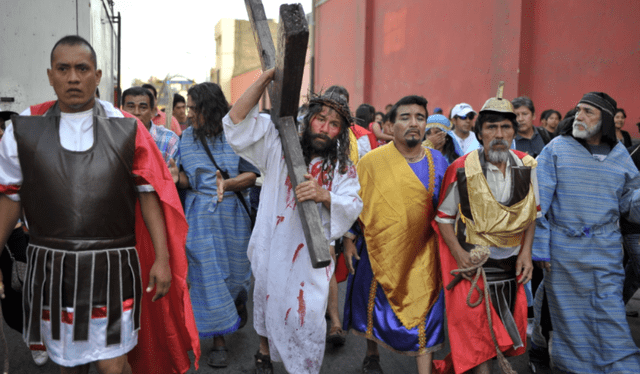 Mario Valencia ha interpretado más 30 veces a Jesus en el Vía Crusis. Foto: Javier Quispe/ La República   