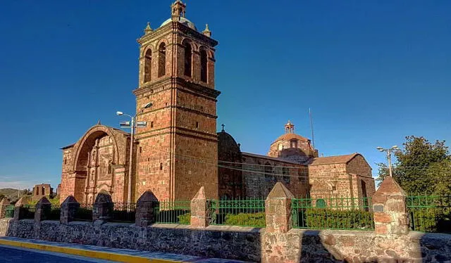  Templo Santiago Apóstol o Nuestra Señora del Rosario, Pomata. Foto: Perú Barroco   