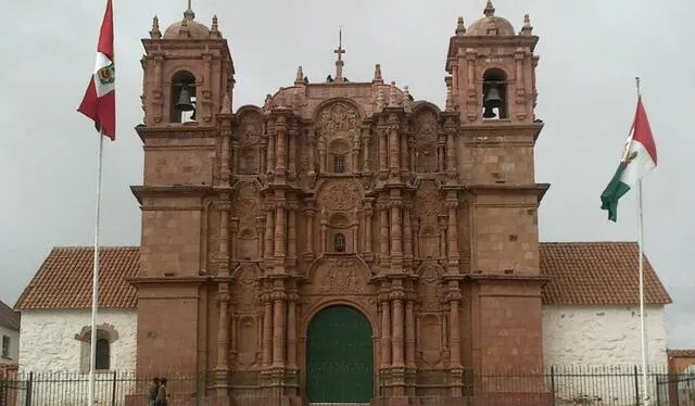  Templo San Jerónimo, Asillo. Foto: Perú Barroco.   