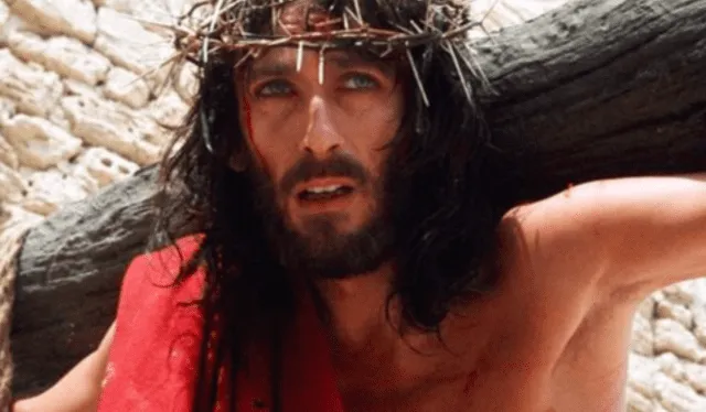Robert Powell protagonizó la cinta "Jesús de Nazareth". Foto: La Tercera   