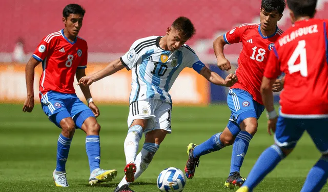 Claudio Echeverri lleva 5 goles con la selección argentina en el Sudamericano Sub-17 2023 hasta la fecha. Foto: EFE   