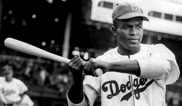 Jackie Robinson se convirtió en una de las grandes estrellas de los Dodgers en la MLB. Foto: Jackierobinson.com   