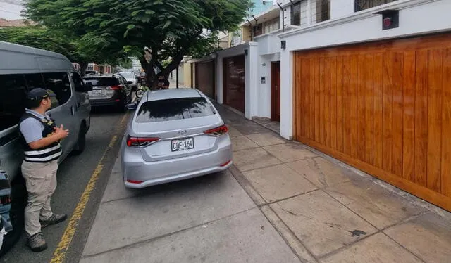  Operativo en la vivienda del doctor Luis Quito por estar involucrado en los actos irregulares de Pedro Castillo. Foto: Créditos. Mary Luz Aranda /La República.   