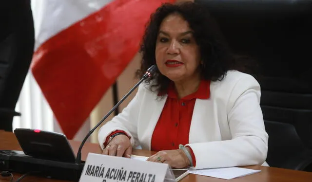  María Acuña, hermana de César Acuña, asegura que trabajadores involucrados han negado los hechos. Foto: Congreso   