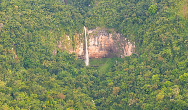 La catarata de las Tres hermanas mide 914 metros de altura y se ubica en Satipo. Foto: Facebook/Municipalidad Distrital De Rio Tambo 