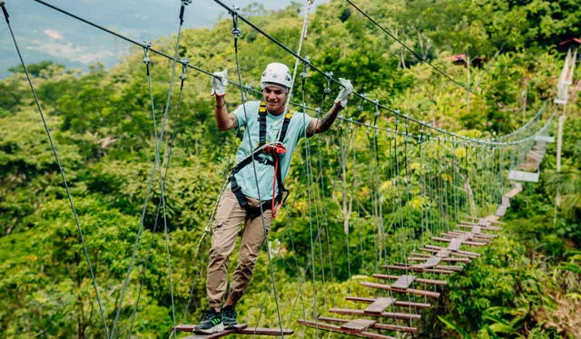  El puente extremo también es una actividad llamativa para los turistas de aventura. Foto: Aventuras.pe/Instagram    