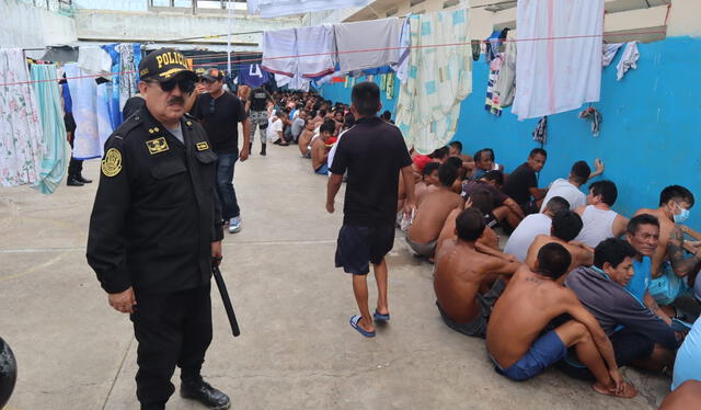 Los funcionarios habrían colaborado con los internos del penal de Piura. Foto: PNP   