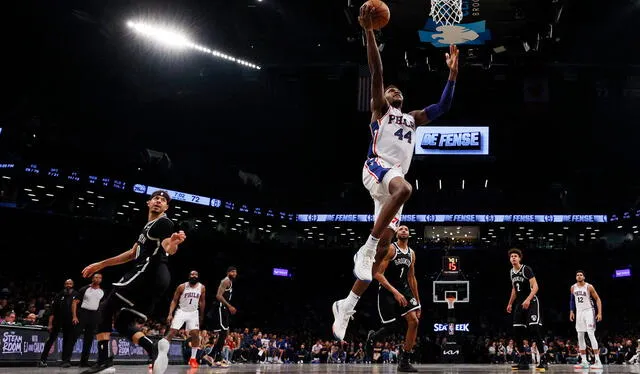 Los Philadelphia 76ers no tuvieron piedad de los Brooklyn Nets en la primera ronda. Foto: AFP   