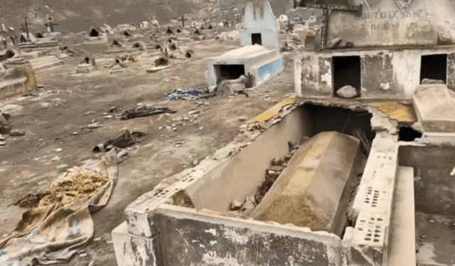 Varias de las tumbas del cementerio están en estado deplorable. Foto: captura de YouTube/Ciudadano del Mundo   