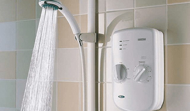 La ducha eléctrica es más fácil de instalar que un calentador de agua. Foto: tarifasdeluz.com 