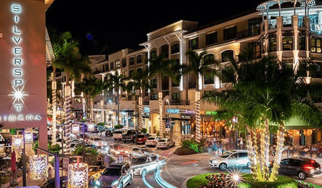 Naples es una ciudad que suele ser visitada por millonarios. Foto: TripAdvisor   