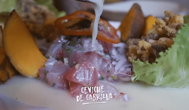 El ceviche de cabrilla puedes encontrarlo en el restaurante La Picantería. Foto: captura de Youtube/Viaja y Prueba   