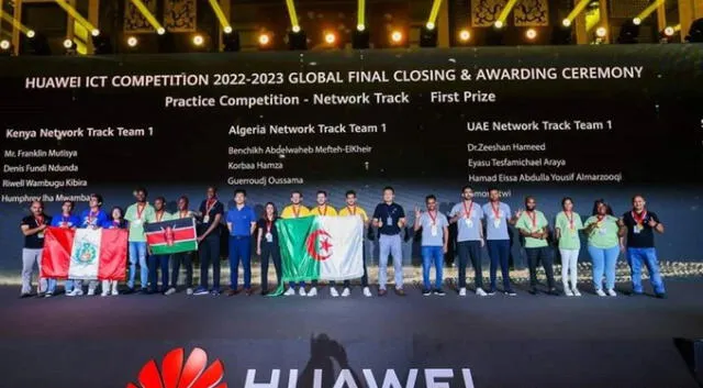  Junto al grupo de San Marcos, también se premió a los equipos de Kenia, Argelia, Emiratos Árabes Unidos y Sudáfrica. Foto: Andina   