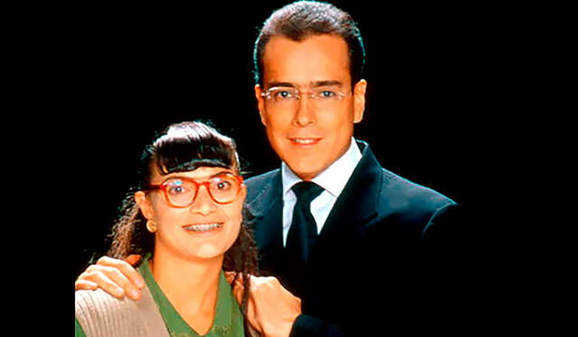 Ana María Orozco interpretó a Beatriz Pinzón, mientras que Jorge Enrique Abello le dio vida a Armando Mendoza. Foto: Canal RCN   