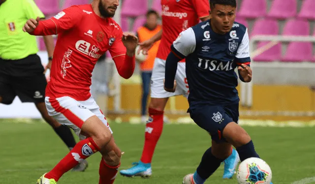 Benjamín Ubierna sufrió una complicada lesión cuando jugaba por Cienciano en 2020, su última temporada en Liga 1. Foto: Archivo GLR   