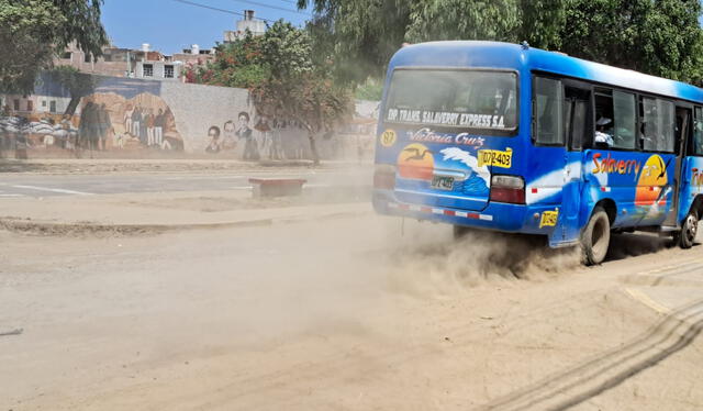 Los ciudadanos de Trujillo padecen a diario por el deterioro de las pistas. Foto: La República   