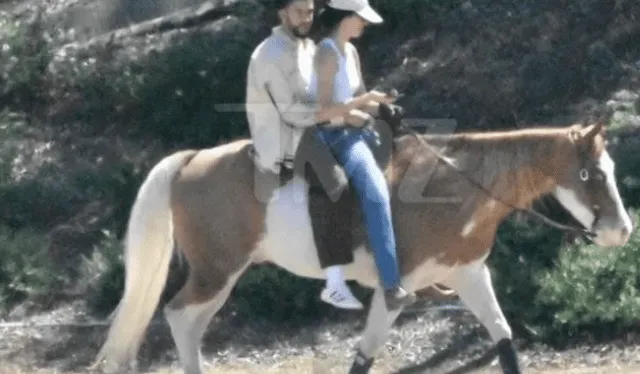 Bad Bunny y Kendall Jenner montaron juntos a caballo. Foto: TMZ   
