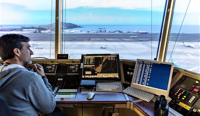 Controlador de tránsito aéreo cuenta con muy poca población en Perú. Foto: Hosteltur    