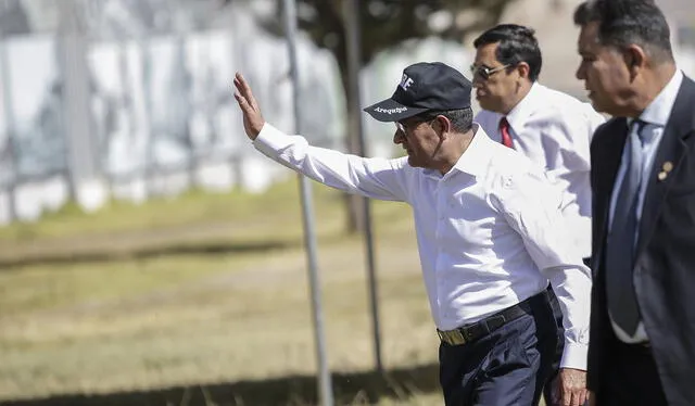 Gobernador Regional de Arequipa, Rohel Sánchez, dijo que Cobra no está capacitada. Foto: Rodrigo Talavera   