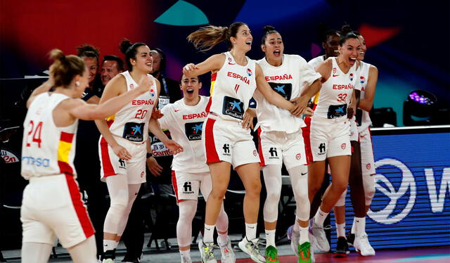 España alcanzó la sexta final de su historia en el Eurobasket femenino. Foto: EFE   