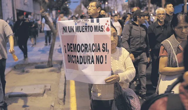  Congreso. Marcha llegó hasta el Parlamento en av. Abancay. Foto: Difusión    