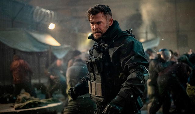 Chris Hemsworth interpreta a Tyler Rake, un mercenario del mercado negro y exoperador de SASR. Foto: Netflix   
