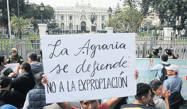 Más reclamos. Alumnos de la Agraria rechazan iniciativa. Foto: John Reyes/La República   