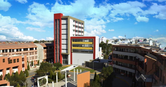  La Universidad Católica de Santa María se fundó en 1961. Foto: UCSM   