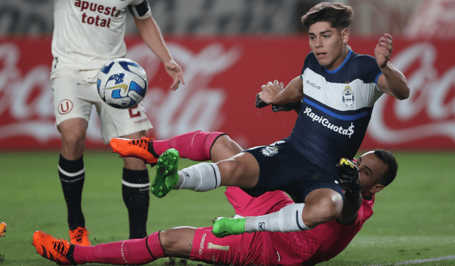 José Carvallo está en el ojo de la tormenta por la patada que le propinó a un jugador de Gimnasia al final del partido. Foto: EFE   