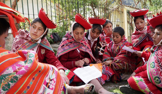  <strong>Yovana</strong> es quechua hablante y es presidenta de una organización de niños. Foto: Fundación Ayuda en Acción   