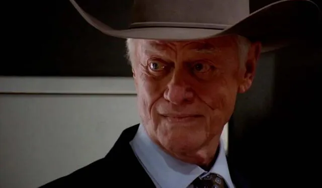 Hagman también le dio vida a J. R. Ewing en la serie “Dallas”. Foto: CBS 